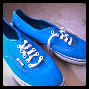 Vans Tennis Shoes
